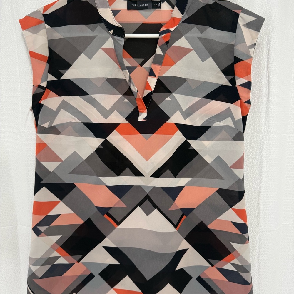 The Limited Pink and Black Sleeveless Graphic Blouse